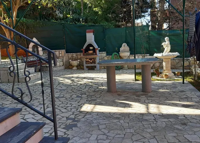 Goga Mare Apartment