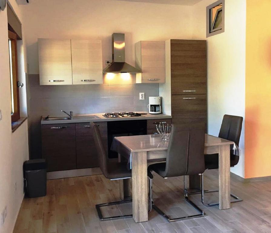 Goga Mare Apartment *